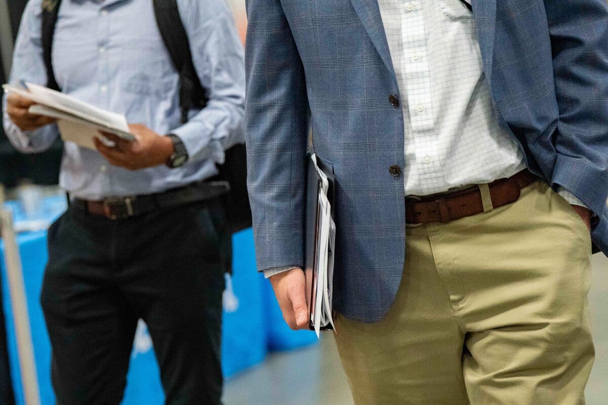 Tech Sector Slashes 38,000 Jobs in May as AI Spending Surges