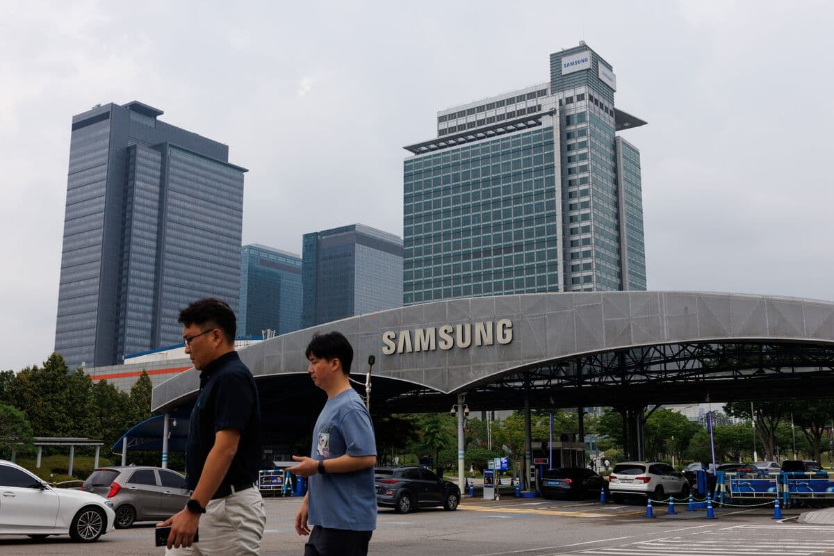 Massive Hiring Wave: How Top Companies Are Creating Thousands of Jobs in Key Industries