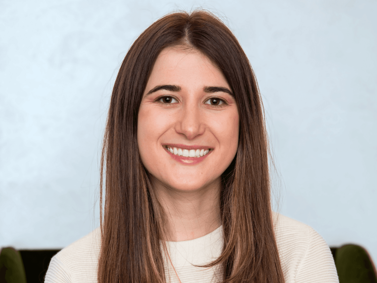 Sophie Rose's cold outreach on LinkedIn led to a job offer within five weeks of sending her message.