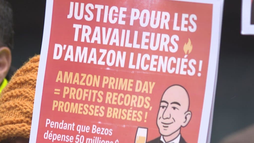 Protestors gather in downtown Montreal on Nov. 28, 2025, calling for a boycott of Amazon following the company’s earlier closure of several distribution centers that left 4,500 workers without jobs. (CityNews)