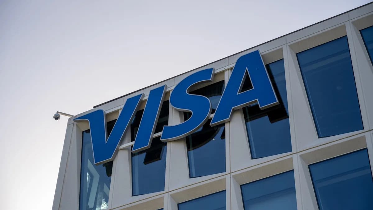 Visa to Cut 2,600 Jobs: How AI and Restructuring Are Reshaping the Workforce
